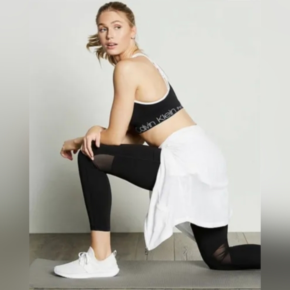 Calvin Klein Performance Low Impact Sports Bra-S - Picture 2 of 5